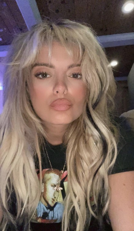 Bebe Rexha Cute Face  nude photo