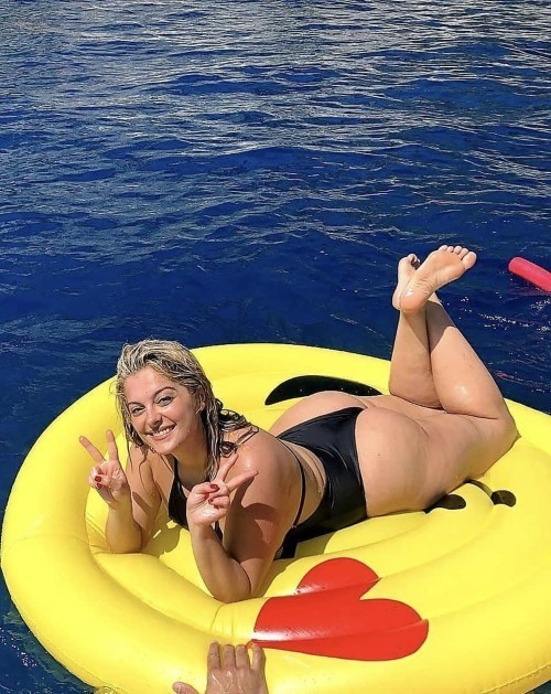 Bebe Rexha Peace Peach  nude photo