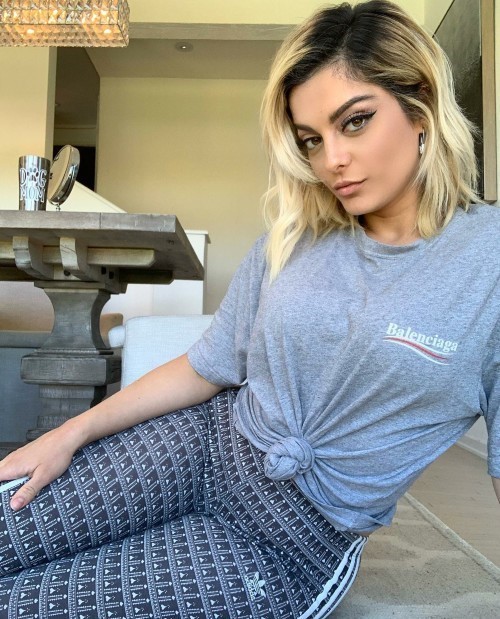 Bebe Rexha Thick Thighs  nude photo