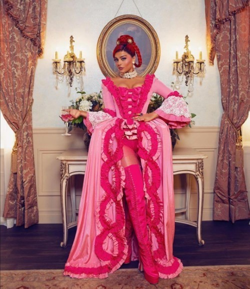 Bebe Rexha Tight Fitting  nude photo