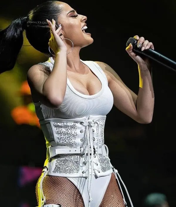 Becky G hot big boobs while performing  nude photo