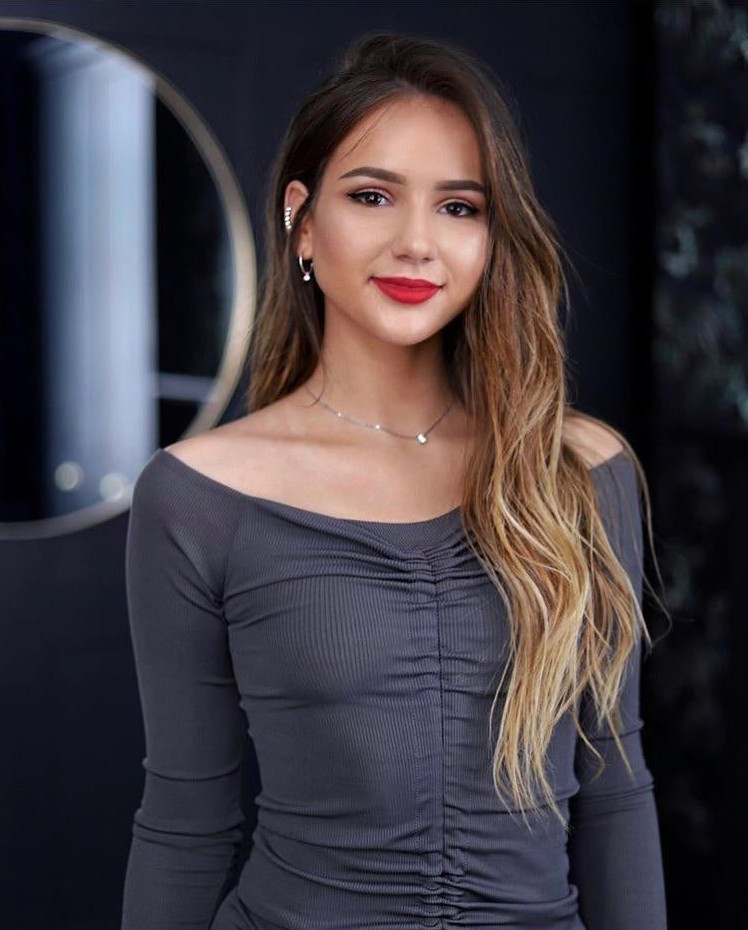 Bela Fernandez  nude photo