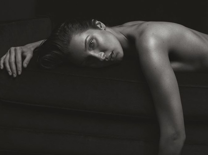Bella Hadid  nude photo