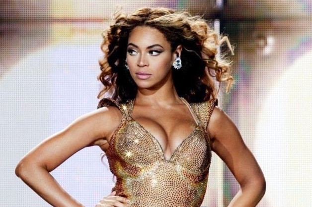 Beyonce Feminist  nude photo