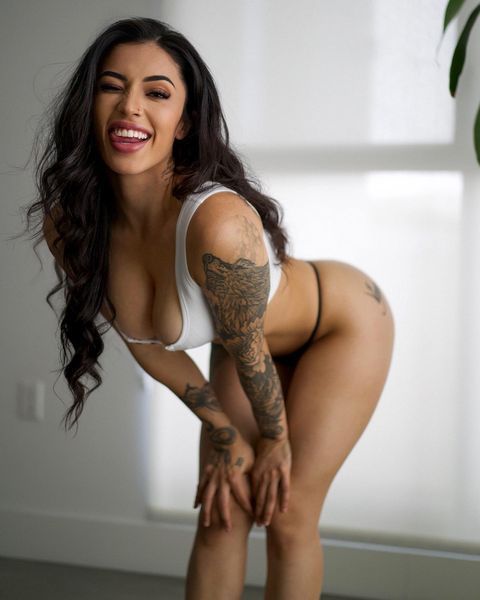 Bianca Taylor  nude photo