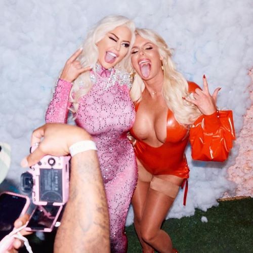 Big Danii  nude photo