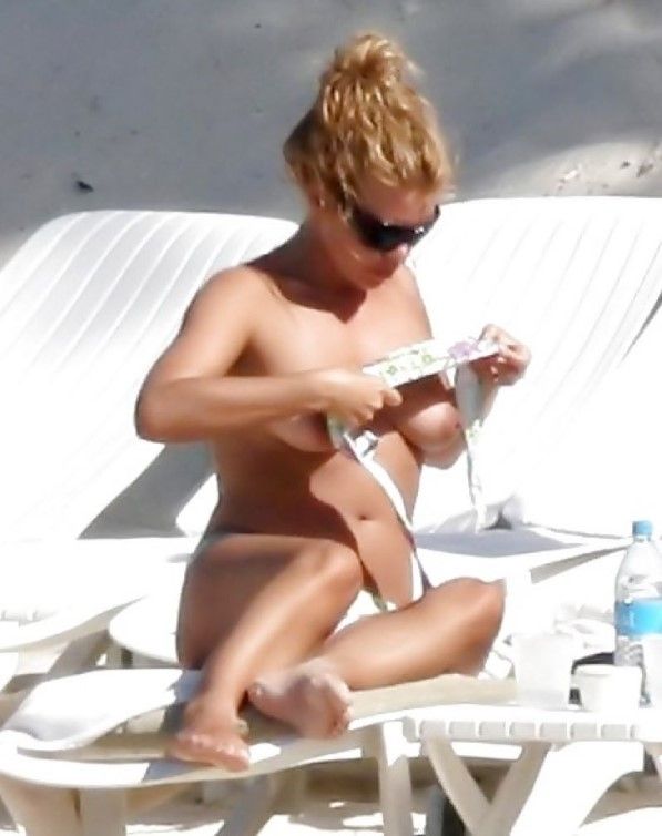 Billie Piper Nude Topless Big Tits On Beach  nude photo
