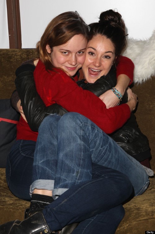 Brie Larson Shailene Woodley  nude photo