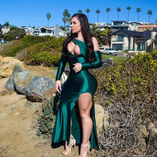 Caitlin Rice  nude photo