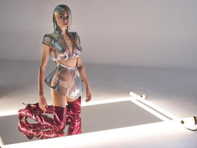 Cara Delevingne  nude photo