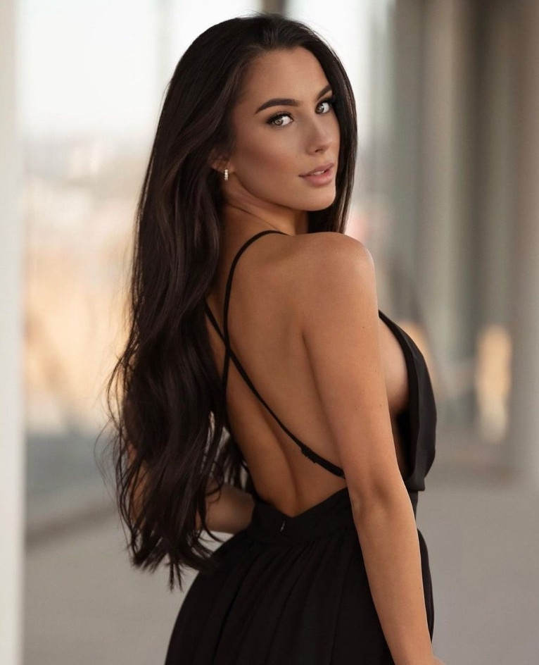 Carlotta Bonke  nude photo