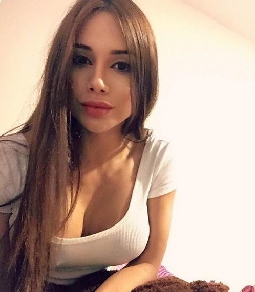 Carolyne Castro  nude photo