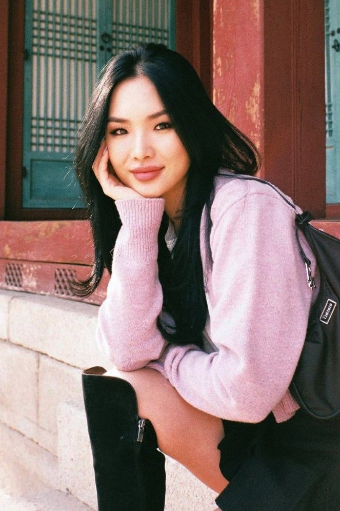 Chailee Son  nude photo
