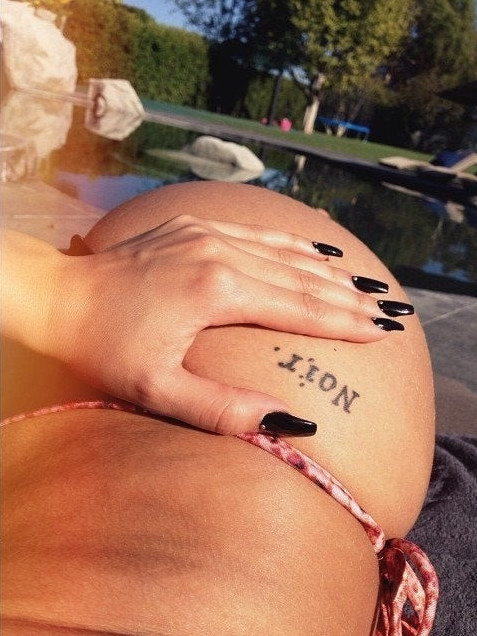 Chantel Jeffries  nude photo