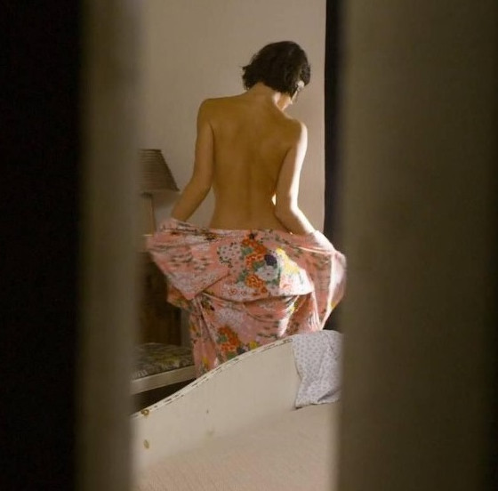 Charlbi Dean Naked Sexy Scene  nude photo