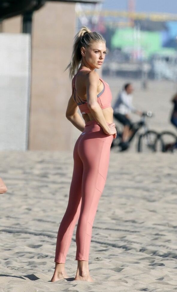 Charlotte McKinney  nude photo