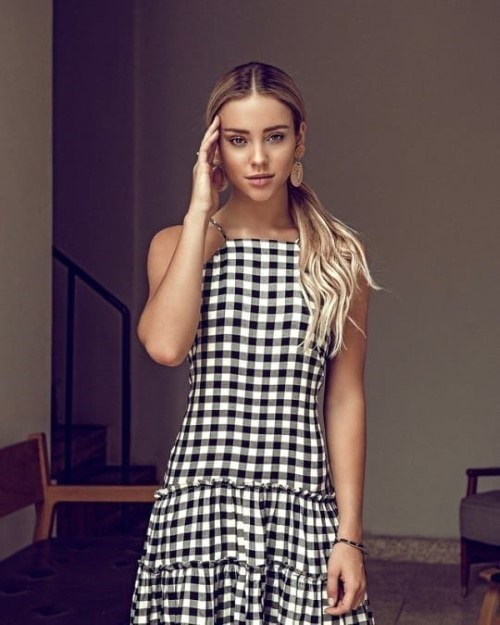 Charly Jordan  nude photo