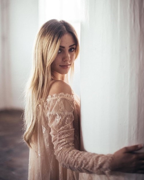 Charly Jordan  nude photo