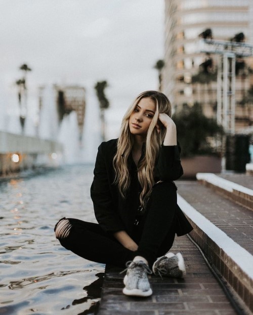 Charly Jordan  nude photo