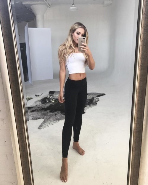 Charly Jordan  nude photo