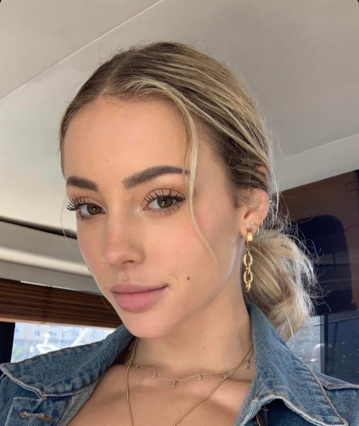 Charly Jordan  nude photo