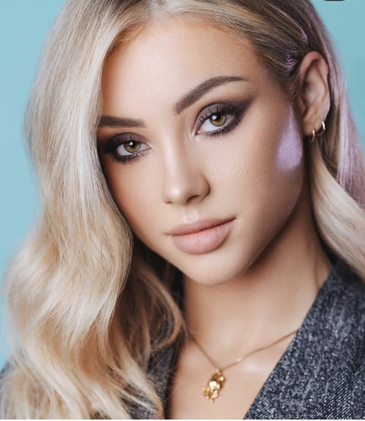 Charly Jordan  nude photo