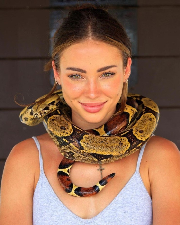 Charly Jordan  nude photo