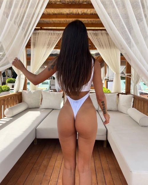 Christina Bertevello Sexy Butt In Swimsuit  nude photo