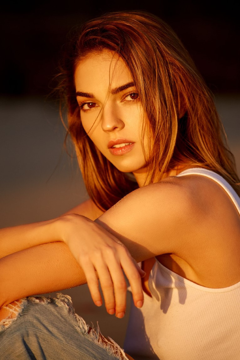 Colleen Cole  nude photo