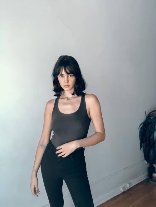 Courtney Eaton  nude photo