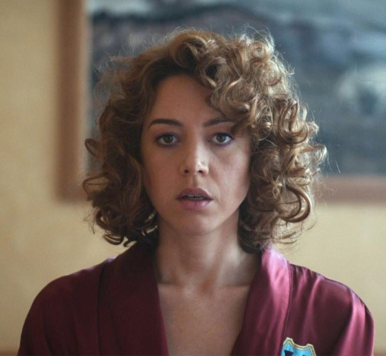 Curly Haired Aubrey Plaza  nude photo