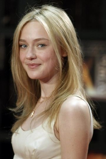 Dakota Fanning Actress  nude photo