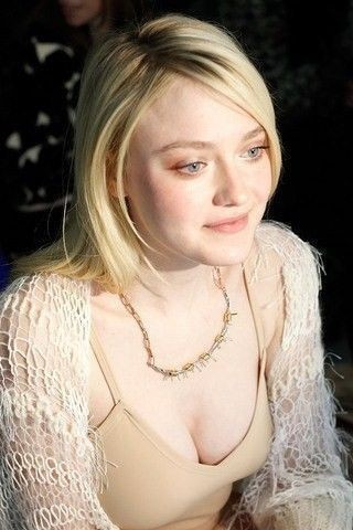 Dakota Fanning Nude Pics Naked Images  nude photo