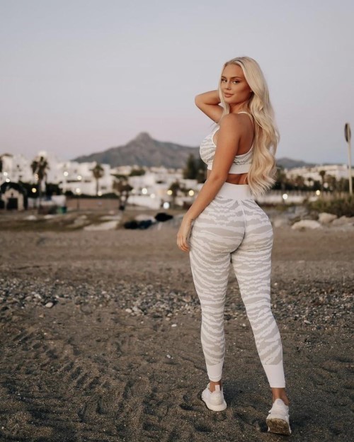 Filippa Fransson Nude Porn Pics | xPicsly