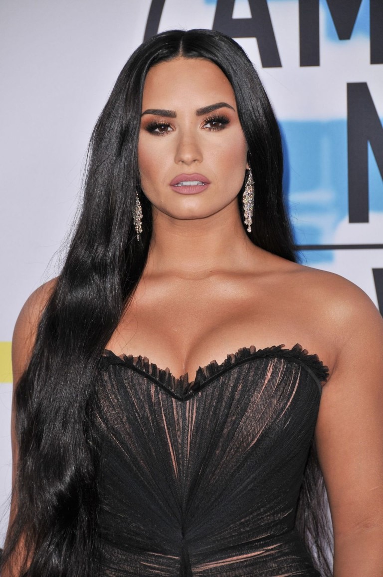 Demi Lovato Big Tits Sexy Celebrity  nude photo