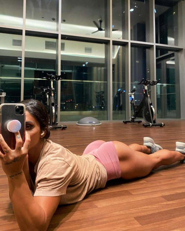 Deniz Saypinar  nude photo