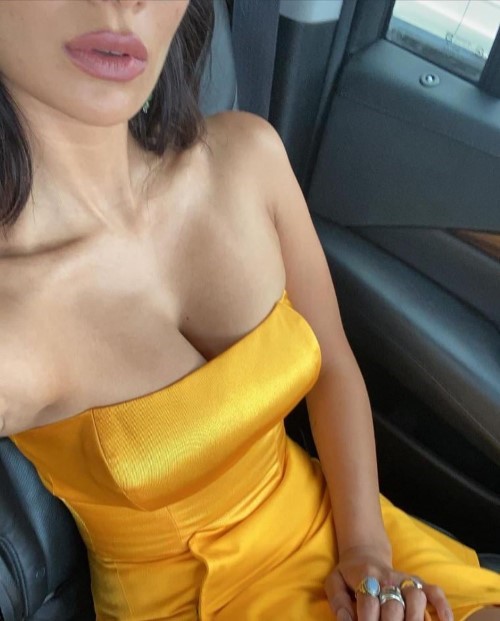 Diane Guerrero Bright Colour 2  nude photo