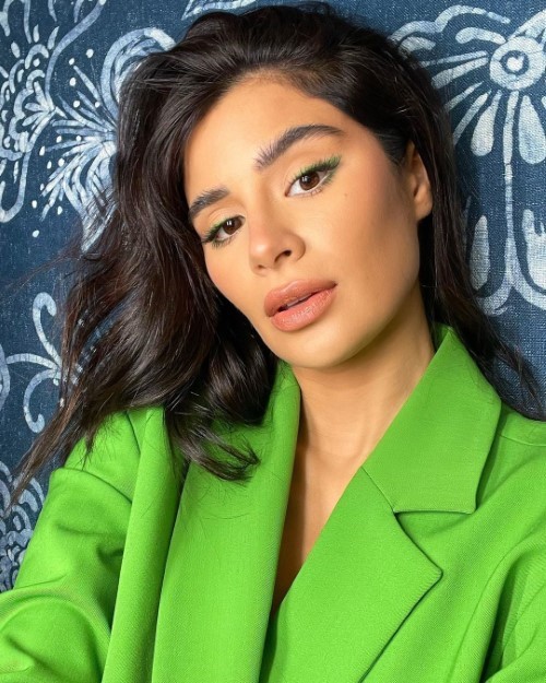 Diane Guerrero Green Queen 2  nude photo