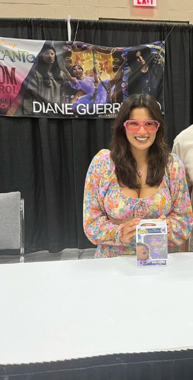Diane Guerrero I Ve Gotta Start Going To Comicon  nude photo