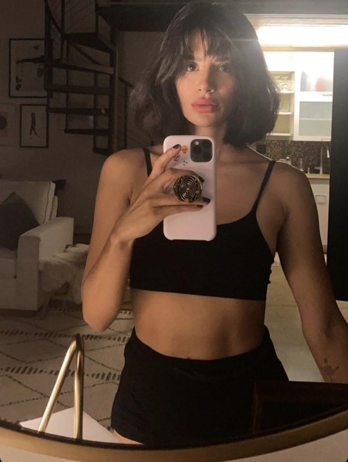 Diane Guerrero Insta Story  nude photo