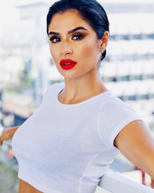 Diane Guerrero My Queen(1)  nude photo