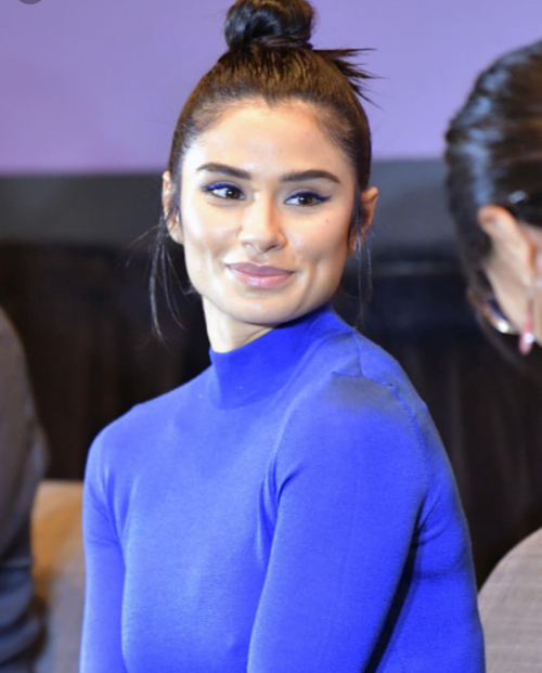 Diane Guerrero Slight Pokie  nude photo