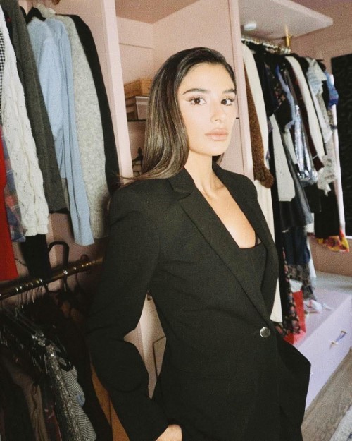 Diane Guerrero So Beautiful And Classy 2  nude photo