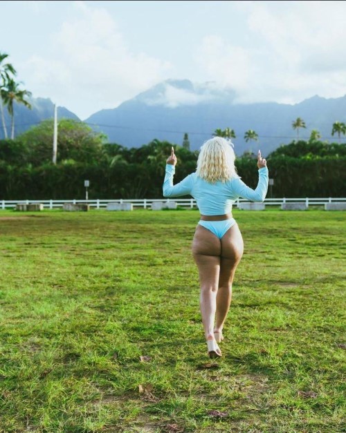 Doja Cat Huge Bubble Booty In Thongs  nude photo