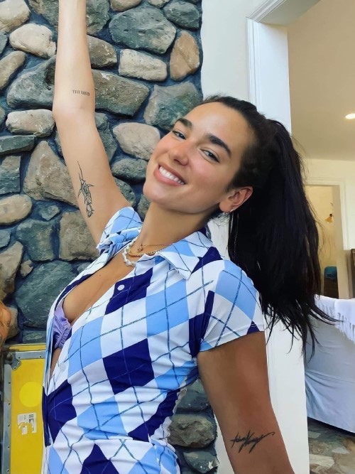 Dua Lipa Pretty  nude photo