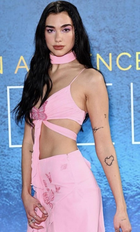 Dua Lipa Shes Such A Beauty  nude photo