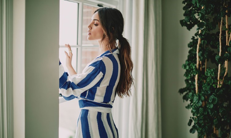 Eiza Gonzalez At The Window  nude photo