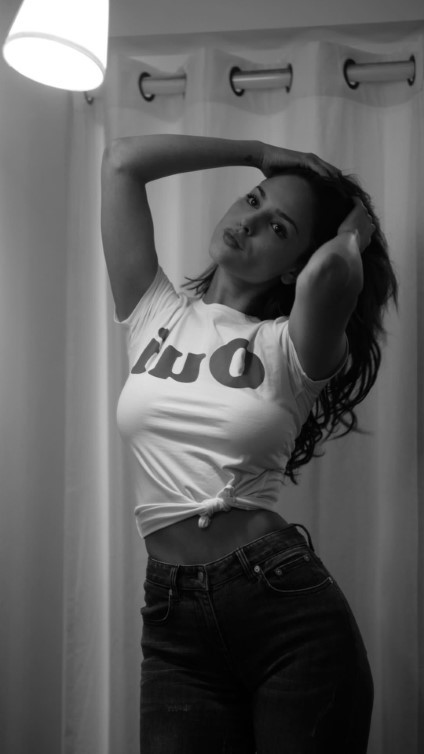 Eiza Gonzalez Yes  nude photo