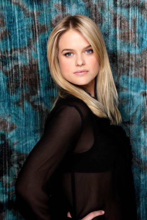 Elegant Alice Eve  nude photo