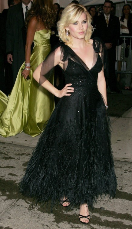 Elisha Cuthbert  nude photo